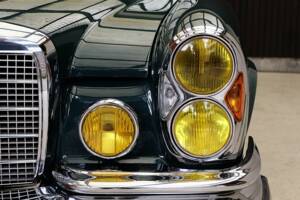 Immagine 17/79 di Mercedes-Benz 280 SE 3,5 (1970)