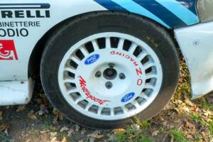 Bild 23/50 von Ford Escort RS Cosworth (1997)