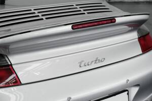 Image 38/49 of Porsche 911 Turbo (2002)