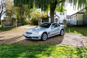 Image 24/45 of Mercedes-Benz SL 55 AMG (2004)