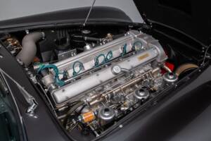 Bild 9/17 von Aston Martin DB 6 (1967)