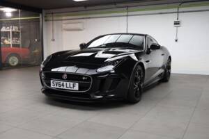 Afbeelding 8/50 van Jaguar F-Type R (2014)