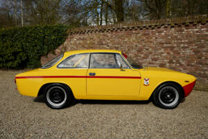 Afbeelding 47/50 van Alfa Romeo Giulia 1600 Sprint GT (1965)