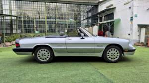 Afbeelding 9/70 van Alfa Romeo 2.0 Spider QV (1987)
