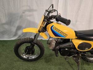 Image 4/10 of Suzuki DUMMY (1982)