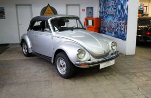 Immagine 2/31 di Volkswagen Käfer 1303 LS (1979)