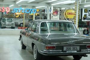 Bild 9/50 von Mercedes-Benz 300 SEL (1967)