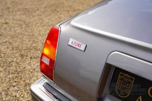 Afbeelding 35/50 van Bentley Azure (2000)