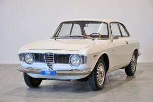 Image 3/30 of Alfa Romeo Giulia 1600 Sprint GT (1964)