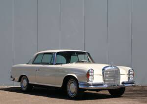 Imagen 5/43 de Mercedes-Benz 280 SE (1968)