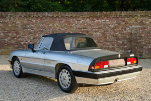 Immagine 16/50 di Alfa Romeo 2.0 Spider QV (1987)