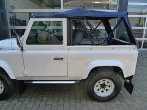 Image 6/15 of Land Rover Defender 90 (2014)