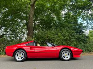 Immagine 7/50 di Ferrari 308 GTS (1978)