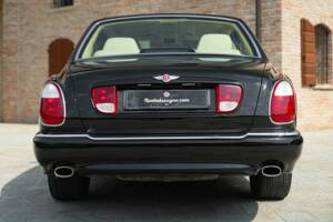 Immagine 8/50 di Bentley Arnage Red Label (1999)