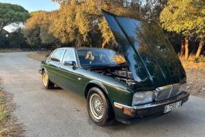 Image 11/40 of Jaguar Sovereign 3.6 (1989)