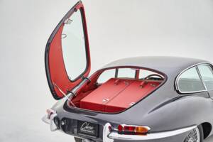 Bild 44/99 von Jaguar E-Type 4.2 (1966)