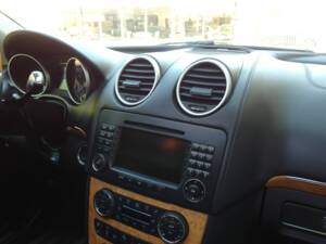 Afbeelding 64/100 van Mercedes-Benz GL 550 4MATIC (2008)