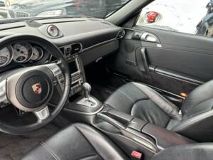 Bild 10/20 von Porsche 911 Carrera S (2004)