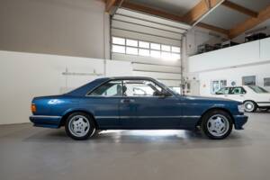 Image 4/27 of Mercedes-Benz 500 SEC (1988)