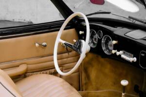 Image 29/50 of Volkswagen Karmann Ghia 1200 (1959)