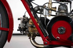 Immagine 25/50 di Moto Guzzi 250 SS (1930)