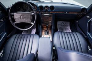 Bild 21/38 von Mercedes-Benz 560 SL (1986)