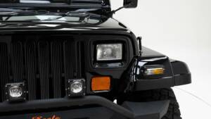 Bild 11/15 von Jeep Wrangler 2.5L (1990)