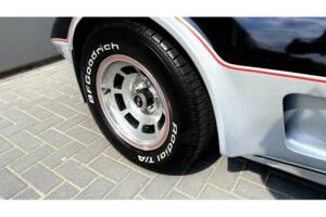 Image 16/18 of Chevrolet Corvette Indy Pace Car (1978)