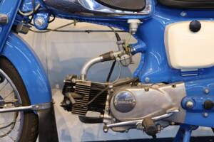 Bild 19/22 von Honda Super Cub C 110 (1900)