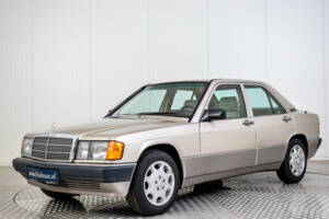 Bild 1/50 von Mercedes-Benz 190 D 2.5 Turbo (1989)