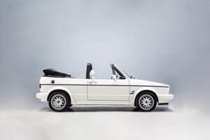 Image 10/35 de Volkswagen Golf Mk I Convertible 1.5 (1983)