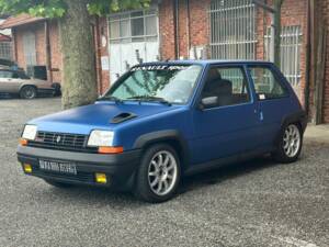 Image 4/8 of Renault R 5 GT Turbo (1988)