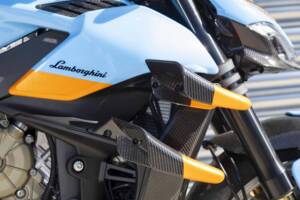 Image 10/50 of Ducati Streetfighter V4 Lamborghini (2024)