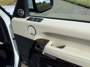 Bild 31/35 von Land Rover Range Rover Vogue TDV6 (2015)
