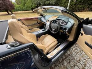 Bild 19/30 von Aston Martin DB 9 Volante (2006)