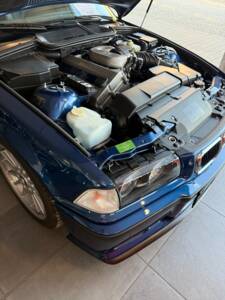 Imagen 7/14 de BMW 318is (1997)