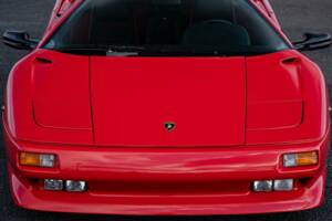 Image 35/48 of Lamborghini Diablo (1991)