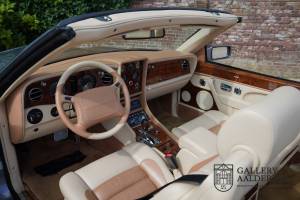 Afbeelding 3/50 van Bentley Azure (2000)
