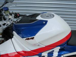 Image 17/47 de BMW S 1000RR 'TYCO' BSB Race Replica (2017)
