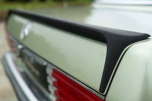 Image 18/50 de Mercedes-Benz 500 SLC (1984)