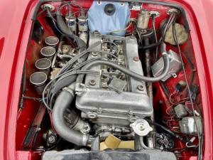 Image 4/24 of Alfa Romeo Giulia 1600 Spider (1963)