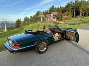 Image 4/8 of Jaguar XJS 5.3 V12 (1989)