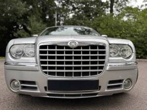 Image 11/50 of Chrysler 300 S (2008)
