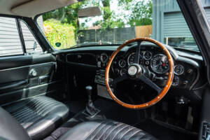 Imagen 36/49 de Aston Martin DB 6 Mk II (1970)