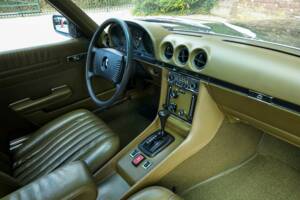 Image 38/50 de Mercedes-Benz 280 SLC (1976)