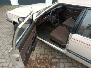 Imagen 5/16 de Ford Taunus 2.3 Turnier V6 (1982)