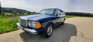 Bild 15/15 von Mercedes-Benz 230 TE (1984)
