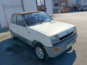 Image 2/50 de Renault R 5 1.4l (1983)