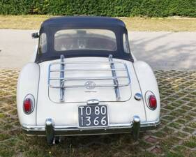 Image 3/8 of MG MGA 1500 (1959)