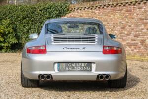 Image 6/50 of Porsche 911 Carrera S (2004)